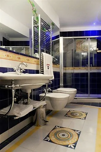 Hotel Croce Di Amalfi 3*,  İtalya