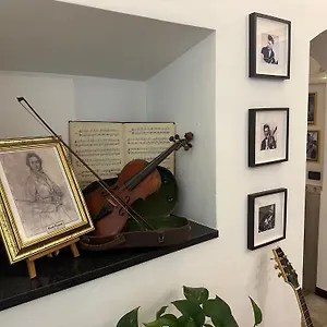 Red And Blues Music Hotel Genua