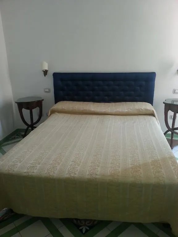 ***  Hotel Croce Di Amalfi Italien