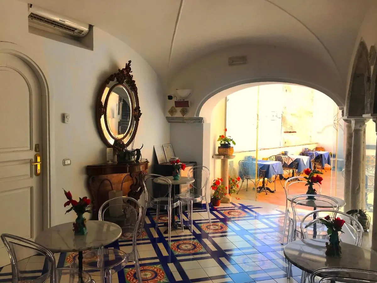 ***  Hotel Croce Di Amalfi Italien