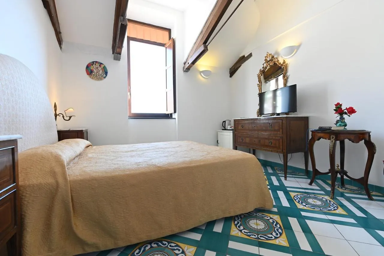 Hotel Croce Di Amalfi 3*,  Italien