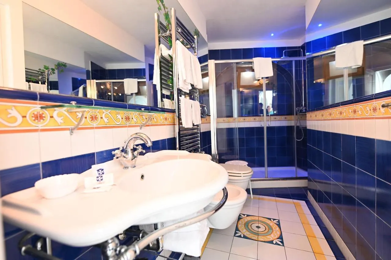 Hotel Croce Di Amalfi