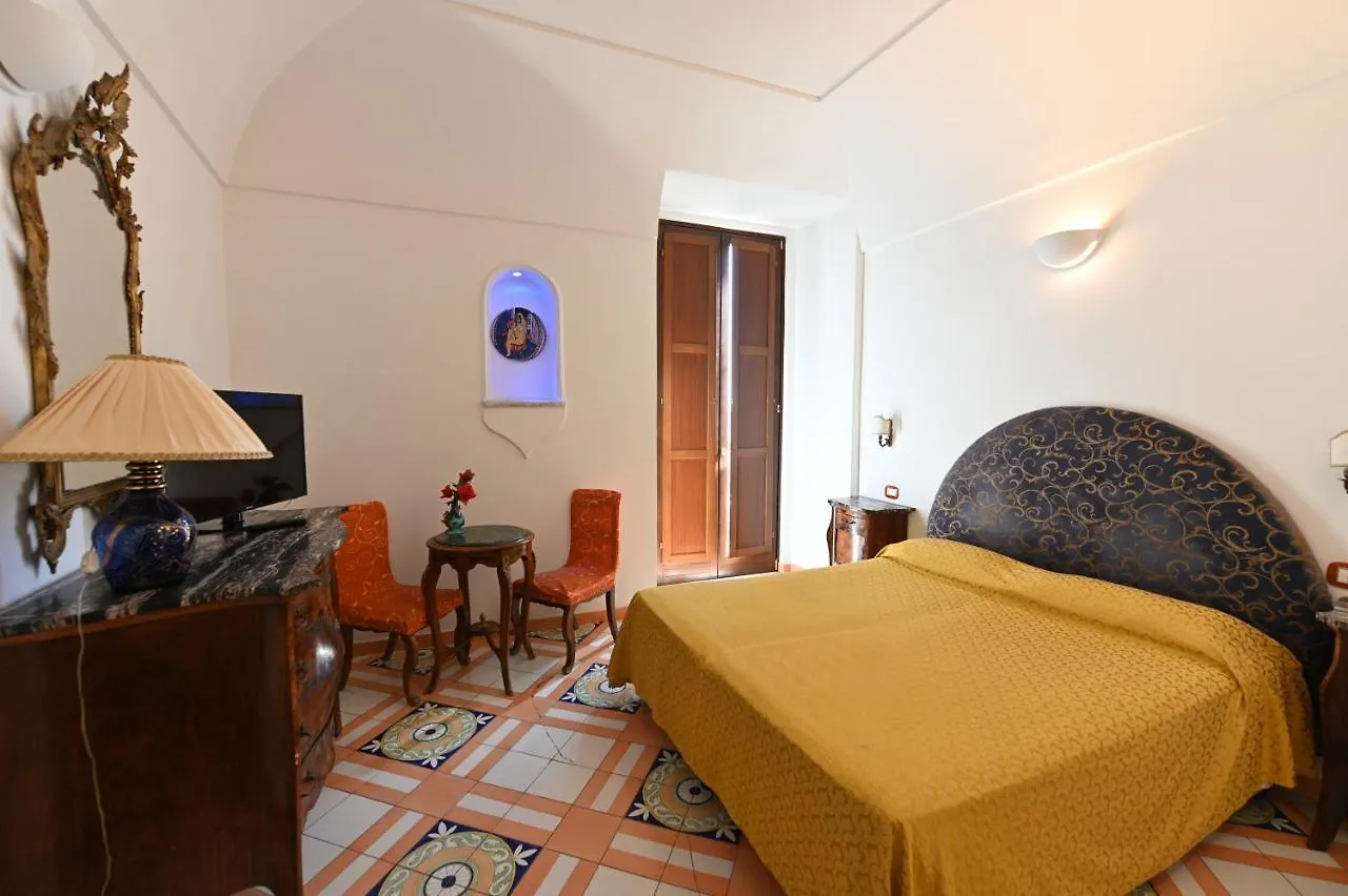 ***  Hotel Croce Di Amalfi Italien