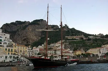 Hotel Croce Di Amalfi